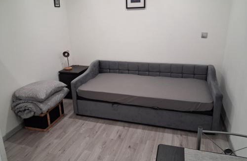 Saint-Charles du Port Apartment | Studio meublé Netflix Wi-Fi