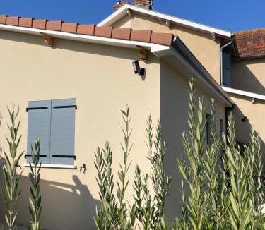 Soyaux Apartment | Studio meuble neuf