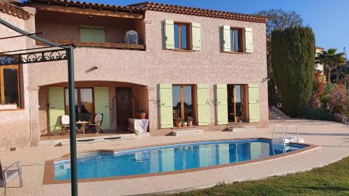 Cagnes-sur-Mer Apartment | Studio-mezzanine dans villa