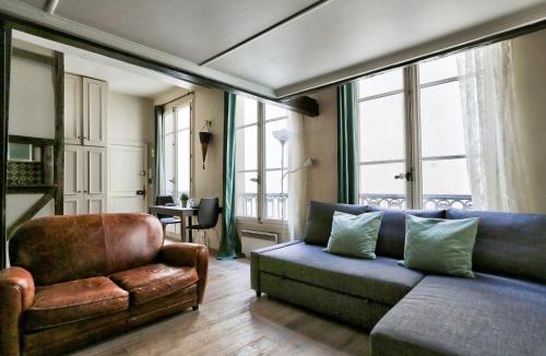 6th Arrondissement Apartment | Studio Mezzanine Quartier Luxembourg Free Netflix