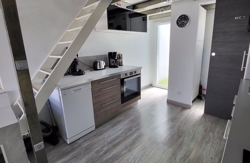 Saint-Bres Apartment | Studio mezzanine Saint Bres. 20min de Montpellier