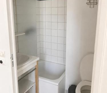 Bussy-Saint-Georges Apartment | Studio Moderne à 5 Min de Disneyland Paris