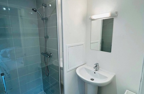 Barbatre Apartment | Studio Moderne au Cœur de Reims We Live In R 101