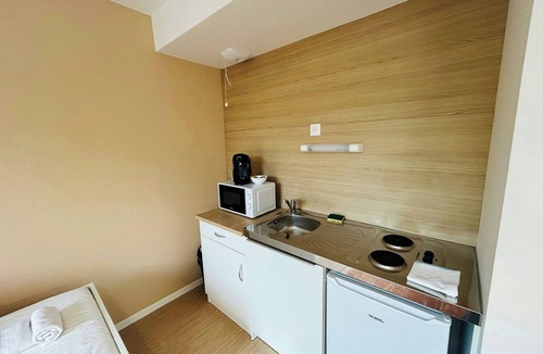 Barbatre Apartment | Studio Moderne | Cathédrale | Suite 204