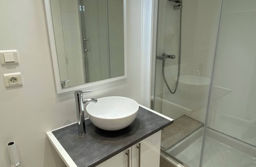 Moirans-en-Montagne Apartment | Studio Musée du Jouet - Moirans