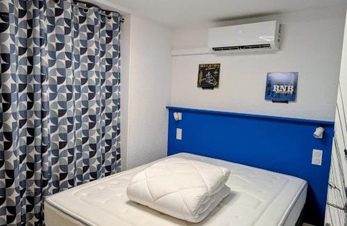 Bourgoin-Jallieu Apartment | Studio Music Blue - Bourgoin Centre