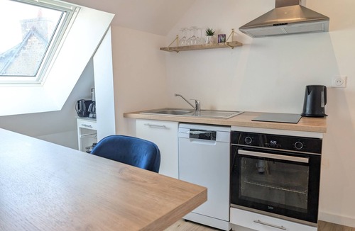 Chatelaudren Apartment | Studio musique, vue étang