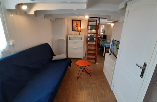 Valras-Plage Apartment | Studio n ° 1 for 6 people.