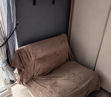 Provin Apartment | Studio Namasté proche ACC et Douvrin, WiFi
