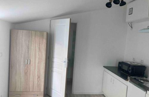 Saran Apartment | Studio nature