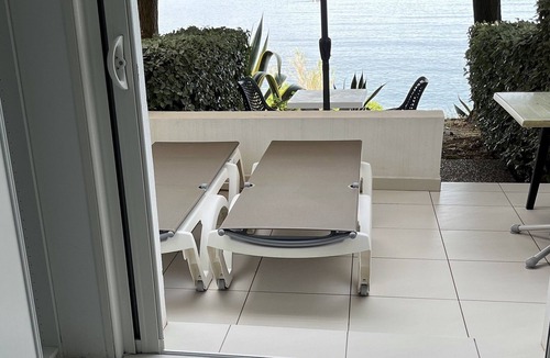 Casaglione Apartment | Studio N°2 in Tiuccia, waterfront, air-conditioned, wifi