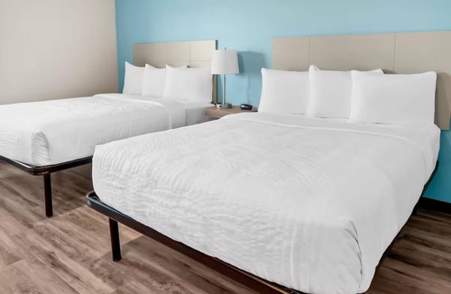 Greenville Hotel | Studio Near Falls Park on Reedy! 2 Units, Pets Are Welcome, Free Parking!