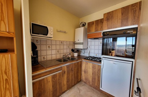 Les Sables d'Olonne Apartment | Studio near beach with private parking and balcony