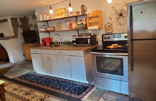 Pleasant Valley Apartment | Studio near Millbrook, Poughkeepsie.