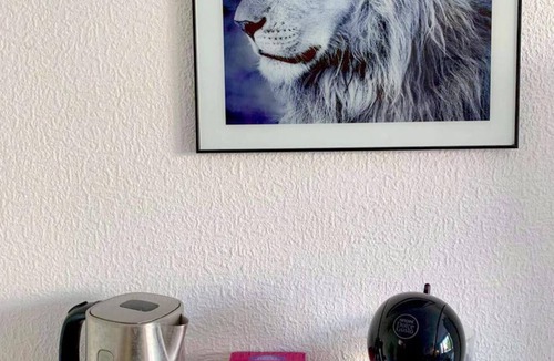 Gambetta Apartment | Studio near Parking with WIFI Center