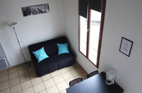 Charpennes - Charmettes Apartment | Studio near Part Dieu