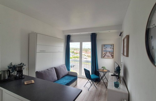 Siouville-Hague Apartment | Studio near surf school