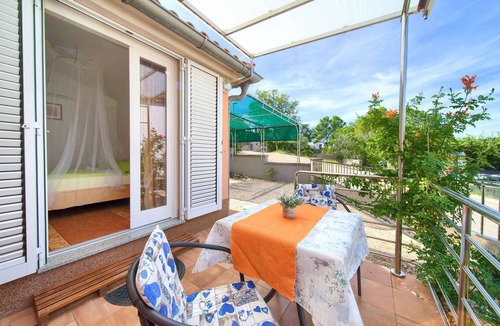 Vantacici Apartment | Studio near the beach