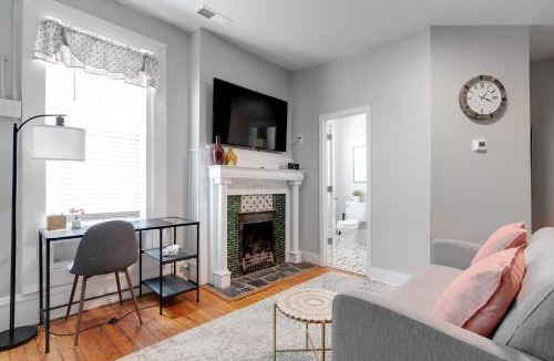 Fan District Apartment | Studio Nest 2Queen beds & 2TVs museums free parking