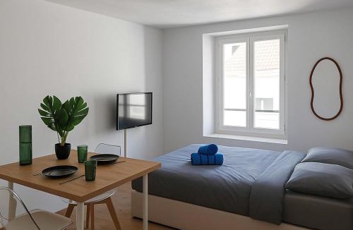 Saint-Die Apartment | Studio Neuf et Moderne St-Dié - Calme - Wifi - 2 min Gare - Parking Gratuit Proche