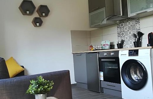 Sausheim Apartment | Studio neuf standing -balcon prox autoroutes