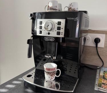 Poligny Apartment | Studio neuf très calme