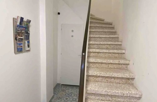 Beziers City Centre Apartment | Studio Neuf -wifi-tv Connectee-