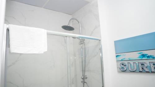 Cerro - El Molino Apartment | Studio New Complete Metro Supermarkets
