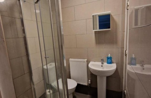 Slough Apartment | Studio next to Slough Station Tesco