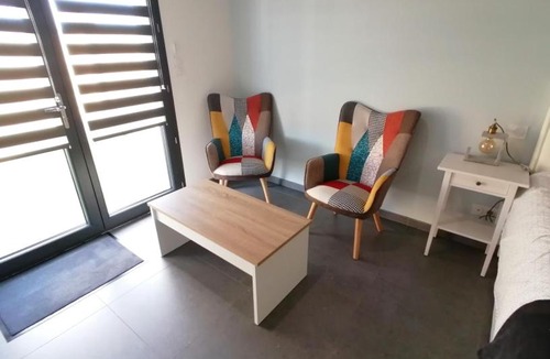 Serignan Apartment | Studio NO