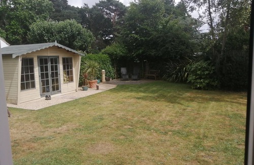 Sandford Apartment | Studio @ No28 Peaceful Garden Annexe