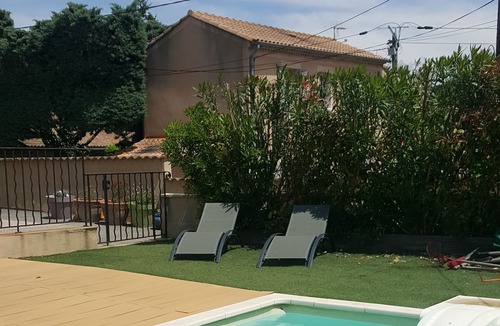Chateauneuf-du-Pape Apartment | Studio of 30m2 with swimming pool