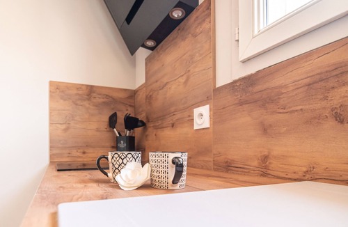 Tulette Apartment | Studio of charm and standing