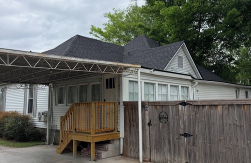 Conway Apartment | Studio on Davis - Walk to Downtown - 1mi to UCA