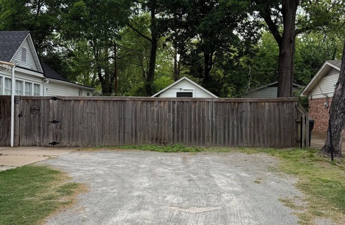 Conway Apartment | Studio on Davis - Walk to Downtown - 1mi to UCA