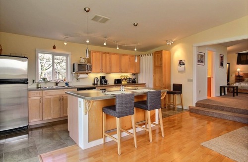 Hood River Apartment | Studio on Post Canyon