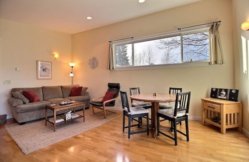 Hood River Apartment | Studio on Post Canyon