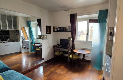 Les Iles Apartment | Studio on Saint Louis Island - Paris