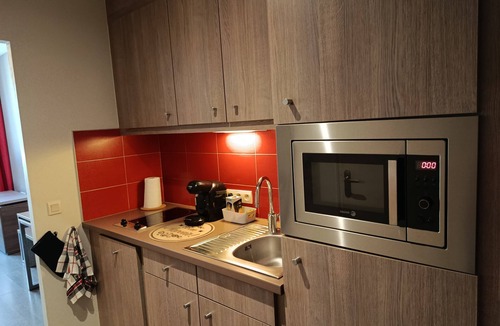 Quartier du vieux cimetiere Apartment | Studio on the banks of the Orne