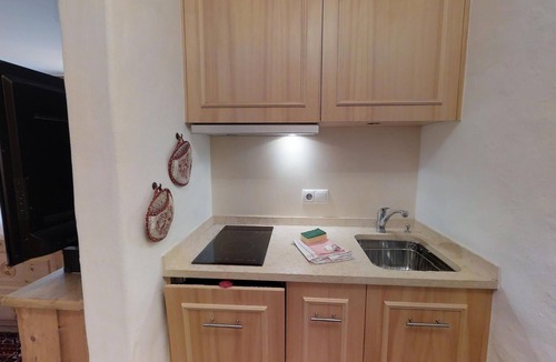 Champfer Apartment | Studio on the ground floor, 40 m2.