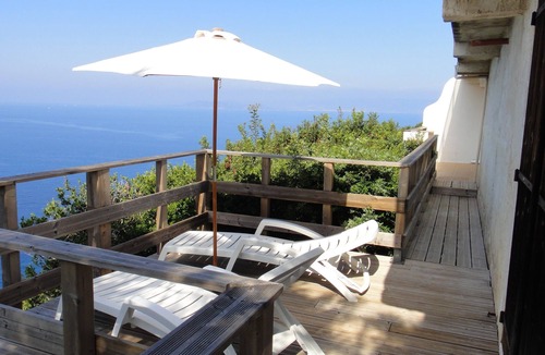 Ile du Levant Apartment | Studio on the Ile du Levant - superb sea view