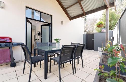 Crafers Apartment | Studio One Crafers