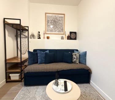 Les Halles Apartment | Studio one street away from the Marais!