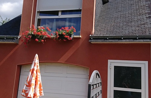 Theix-Noyalo Apartment | STUDIO or BED AND BREAKFAST