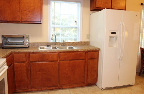 Ellenwood Apartment | .Studio Orange