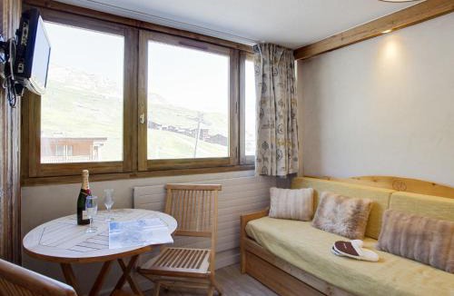 Tignes le Lac Apartment | Studio Palafour - Le Lac-3 by Interhome