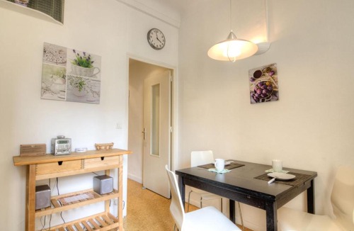 Musicians Quarter Apartment | Studio Palais Clémenceau by Interhome