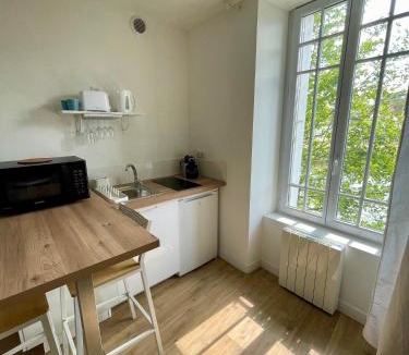 Lamballe Apartment | STUDIO parfaitement agencé