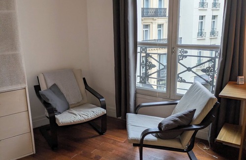 Paris City Center Apartment | Studio Paris 1er Louvre-Samaritaine lease mobility