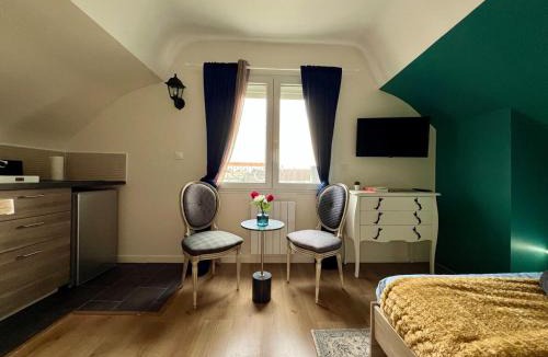 Chatellerault Apartment | Studio Paris-Art déco lumineux & confort en plein centre